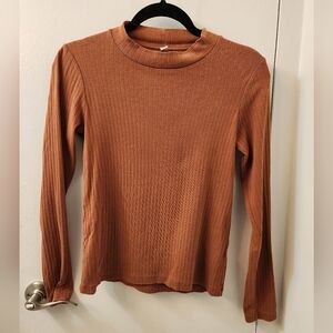 Uniqlo ribbed mockneck